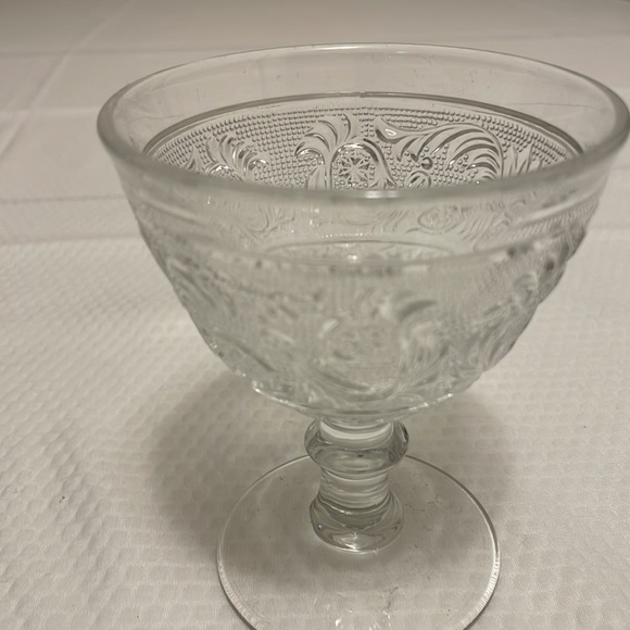 Set of 6 Duncan and Miller Dessert/Sherbet Bowls. - Picture 5 of 6